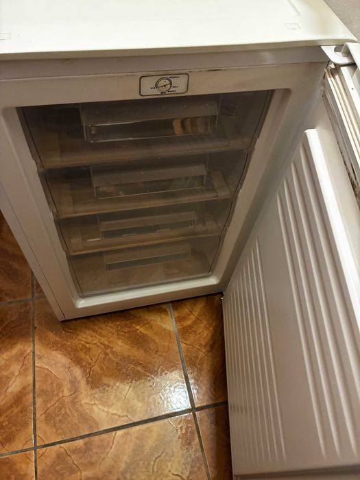 Arca Vertical Candy 85L / 4 Gavetas