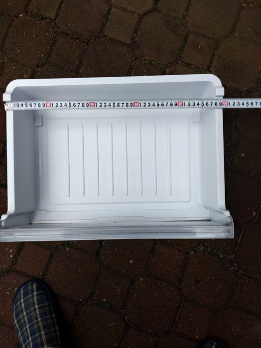 Lodówka Samsung RL60GGERS szuflady, półki