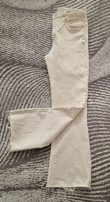 Spodnie jeans "Bershka ".