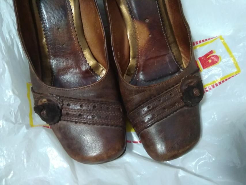 Туфлі натуральна шкіра, розмір 38-37.5, допомога