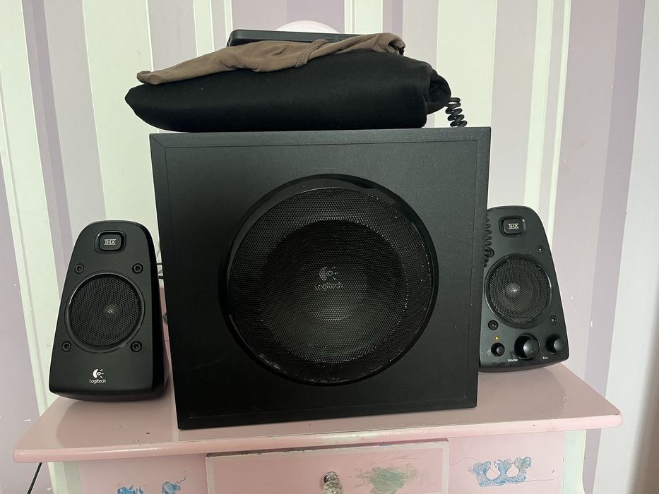 Савбуфер Logitech продам