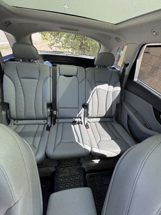 Ауді Q 7,пневмо,сама повна комплектація!!!