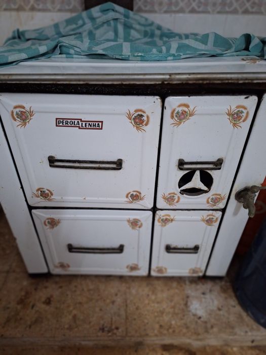 Fogão lenha  marca pérola