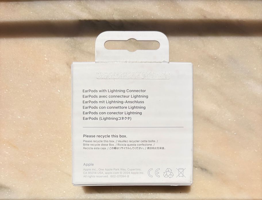 EarPods Lightning Connector