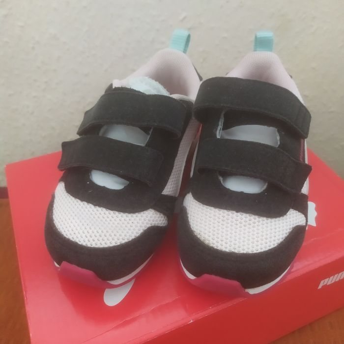 Кросівки Puma на дівчинку 23 розмір