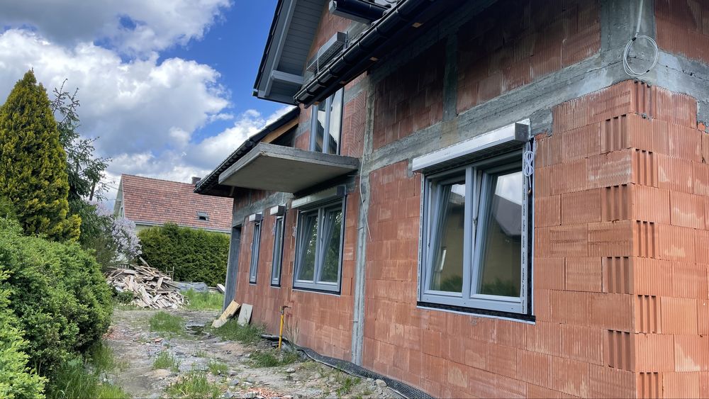 Rolety zewnętrzne podtynkowe natynkowe ocieplane antywlamaniowe