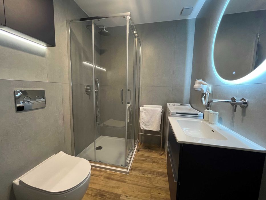 Mazury - apartamenty 4-6 os. sauna  jacuzzi jezioro plaża łowisko las