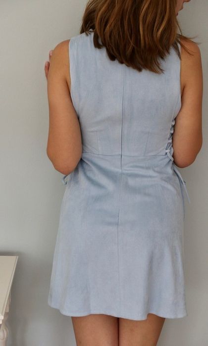 Sukienka boho baby blue z wiązaniem