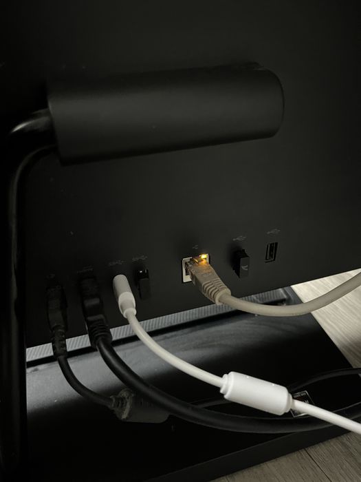 Продам  МОНОБЛОК Lenovo IdeaCentre 3 24ALC.