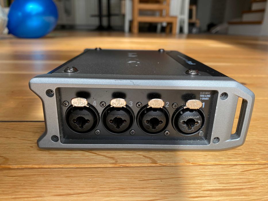 Zoom F4 Rejestrator Audio Interface audio