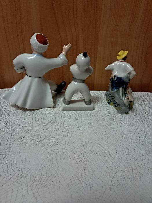 Фарфор прошлое столетие.