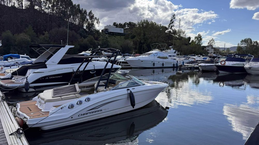 Chaparral 216 SSI 2010 – Volvo Penta 270cv – só 600h – Rio Douro