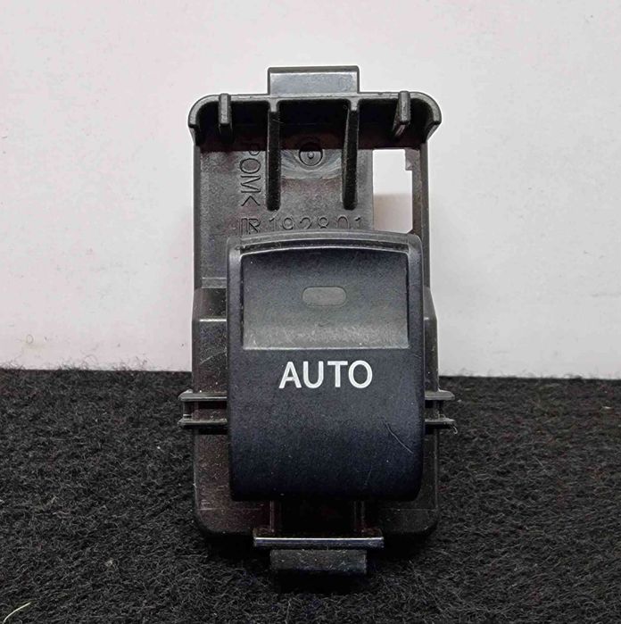 Comando / Botão / Interruptor Vidros Trás Direito - TOYOTA AURIS