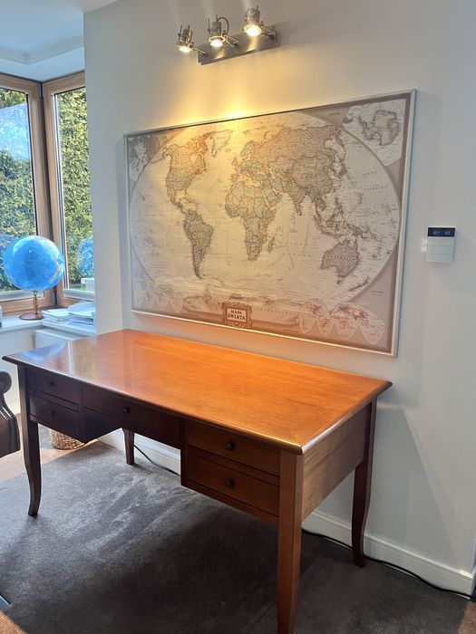 Stylowe biurko i fotel skórzany