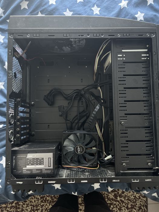 Caixa com fonte 500w