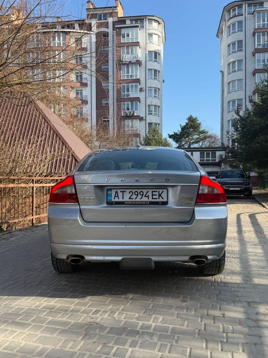 Продам Volvo 2.4 тді 4х4