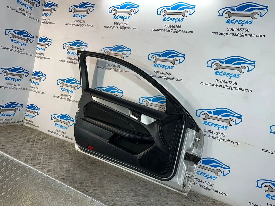 Porta Frente Frontal Esquerda Original Mercedes Benz Class C Coupe