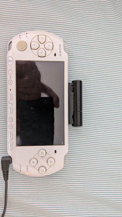PSP 3000 em bom estado