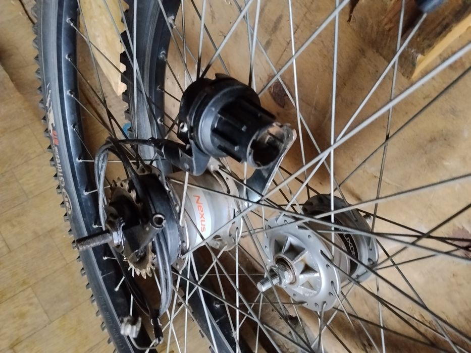 Колесо 26 с планетарной втулкой Shimano Nexus  7 передач  ,динамовтулк