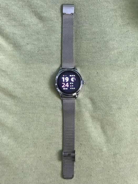 100% sprawny idealny stan Maxcom FW 42 smarwatch srebrny