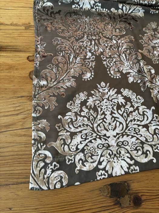 Cortinado veludo de seda e viscose beije com transparência .