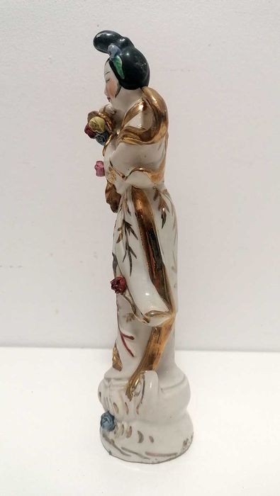 Figura de porcelana mulher - Macau