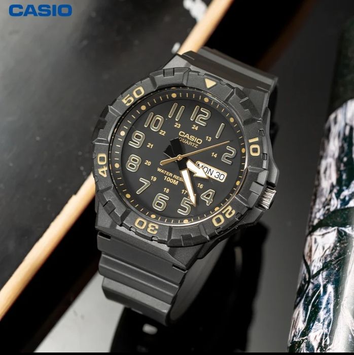 Кварцевий годинник Casio HDC-700 | G-shock | Casio MRW-210H-1AVDF