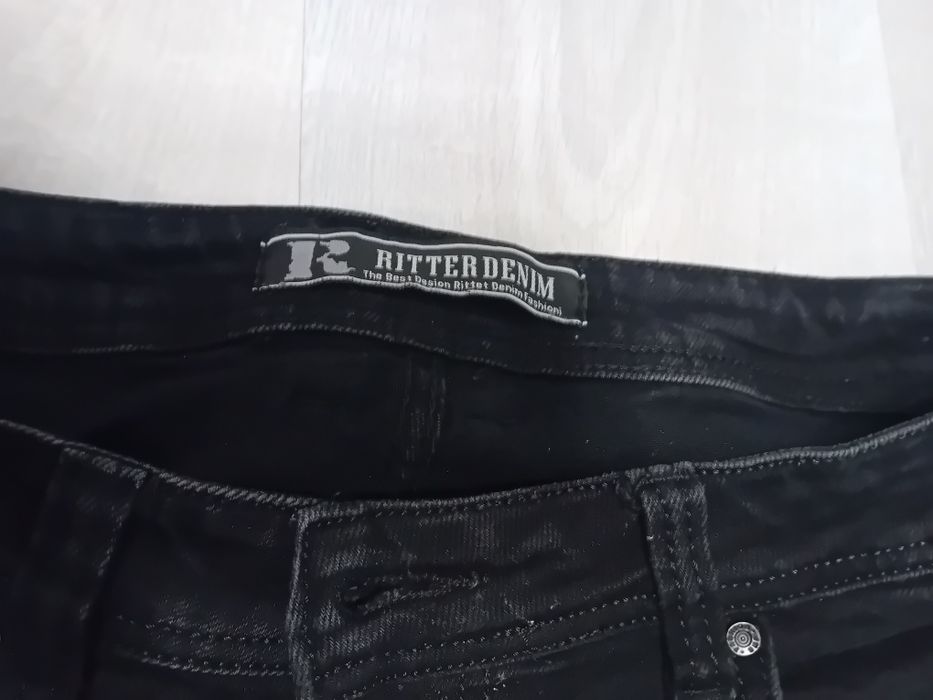 #Ritten Denim spodnie jeansowe czarne L