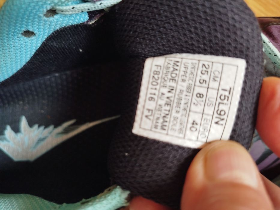 asics buty sportowe z kolcami rozmiar 40