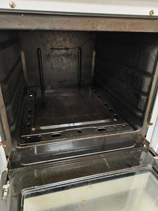 Kuchenka gazowa z piekarnikiem gazowym