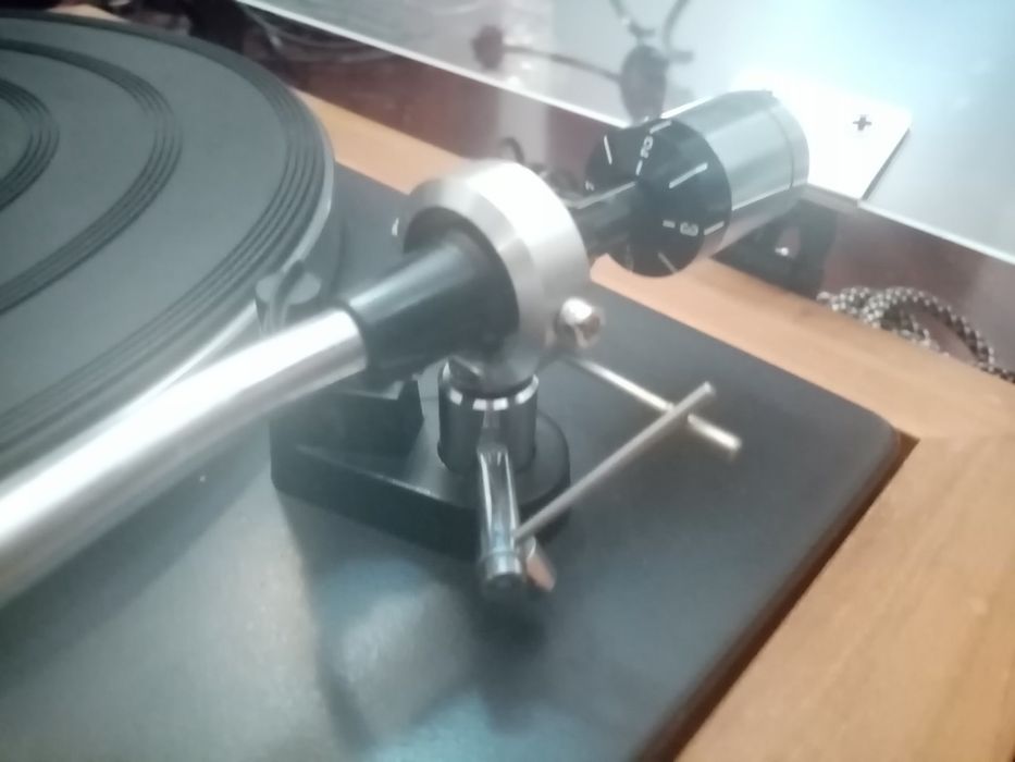 Gira discos Sankei TCH-3000