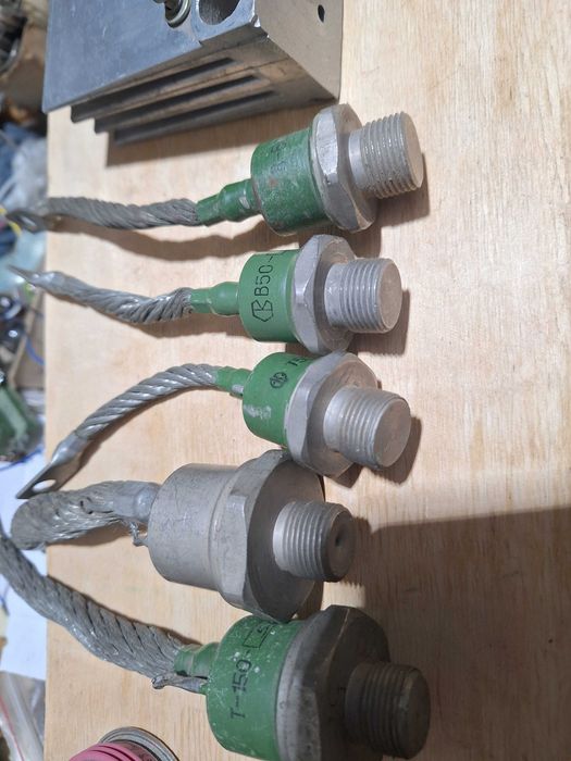 Транзисторы КП303Ж, ГТ328, КТ355,  КТ525, 2А537А, П416Б, ,