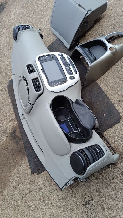 Консоль торпеда Kia Soul EV 2017р 97350-b2100