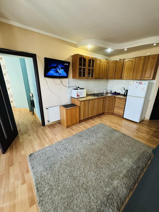 Сдам квартиру посуточно. Кирова 27д