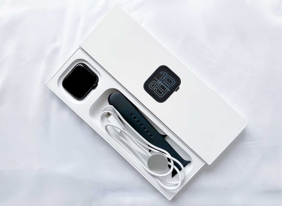 Apple Watch SE3 44mm Midnight
