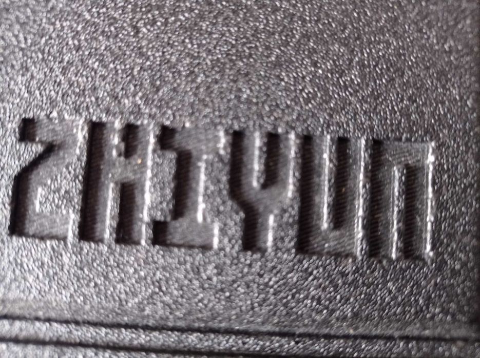 Estabilizador Gimbal ZHIYUN Crane M2 (Punho Individual - 3 eixos)