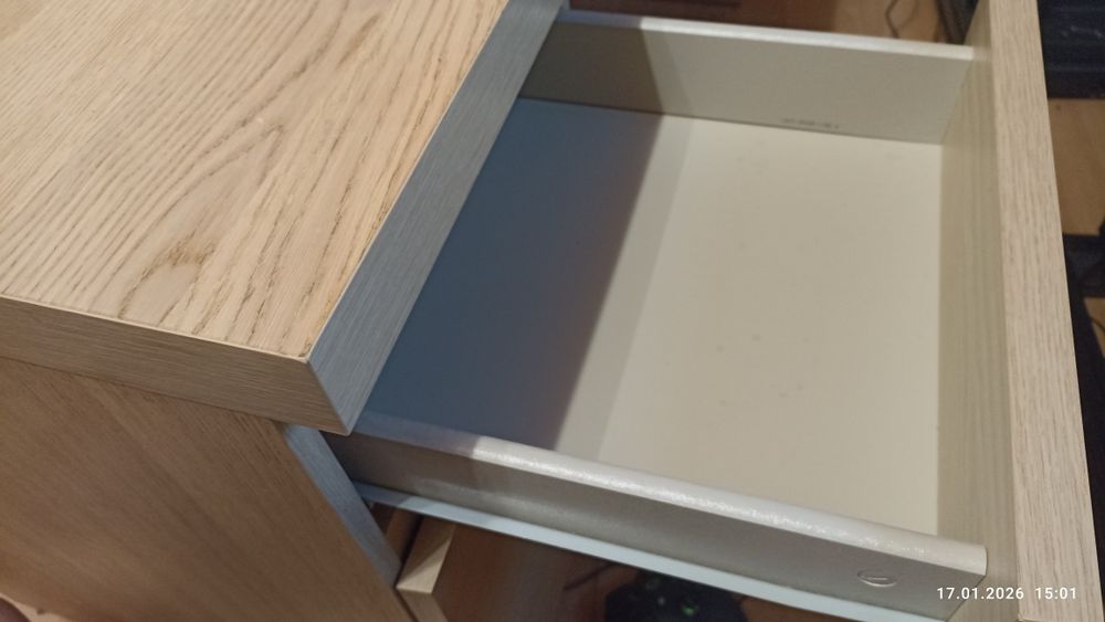 Biurko Ikea Malm 140 x 65 cm