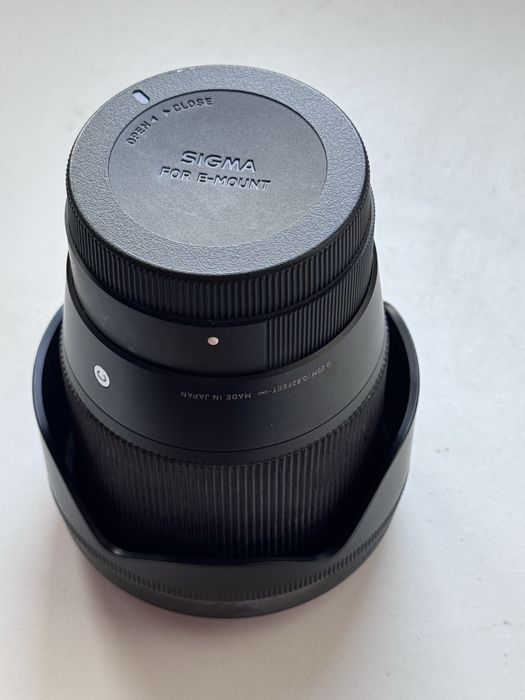 Sigma 16mm 1.4 aps-c DC DN