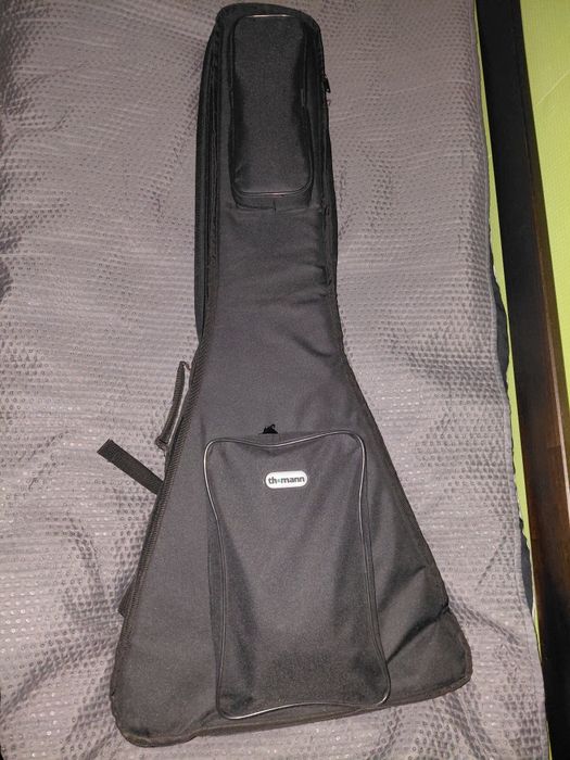 Чохол для електрогітари Thomann V-Style Gigbag