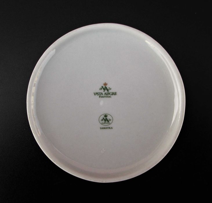 VISTA ALEGRE Antiga Caixa Regaleira em Porcelana coleção SAMATRA