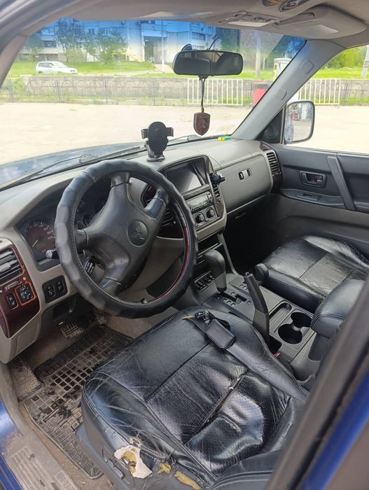 Mitsubishi Pajero 2001 VIN JMBLYV78W1J008066 фото оголошення 7 з 12