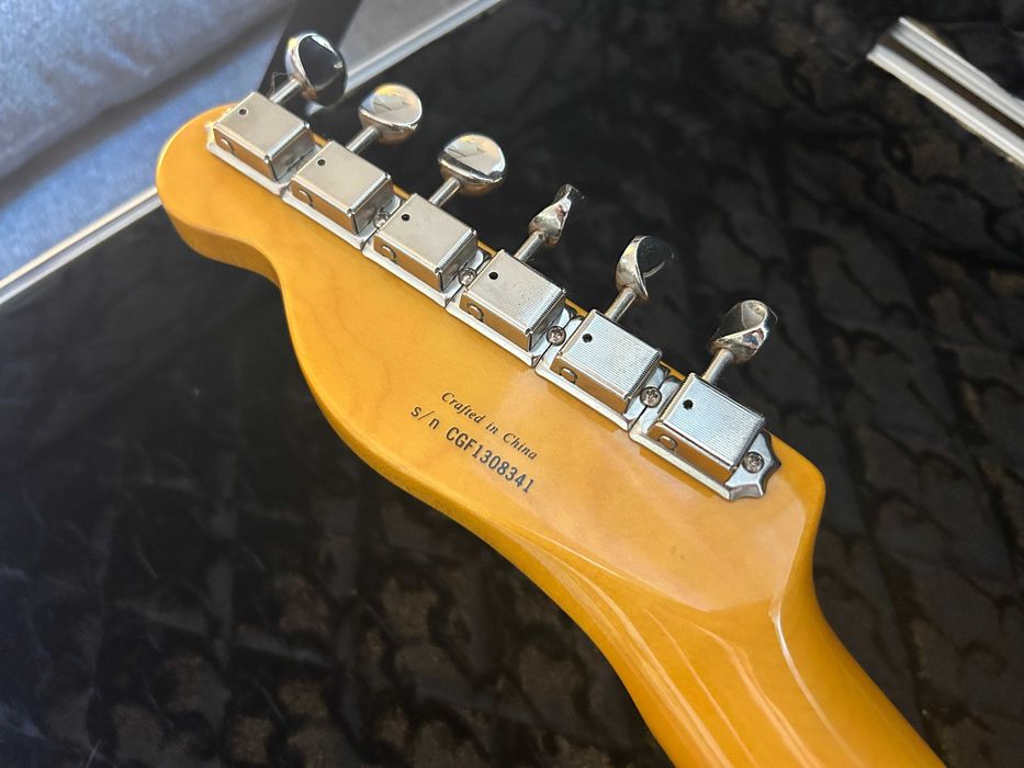 Fender Telecaster Modern Player (Upgrades Lace Sensor) + Hard Case