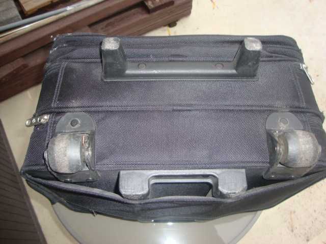 Torba na laptop, dokumenty