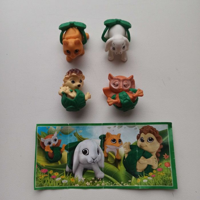 Тварини, дитинчата, фігурки Кіндер Натунс