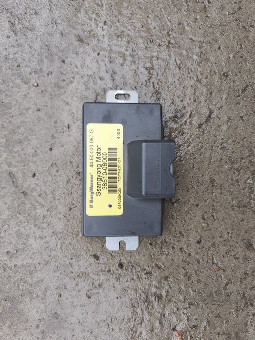 Продам блок управления раздаткой на SsangYong rexton 2.7 дизель