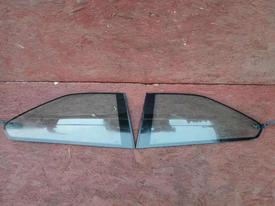 bmw e36 coupe oryginalne szyby tył boczne lewa / prawa uchylna o nr.
