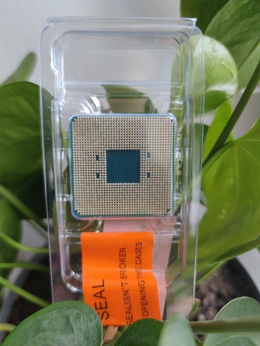 Процесор AMD Ryzen 5600 / 5600XT новий