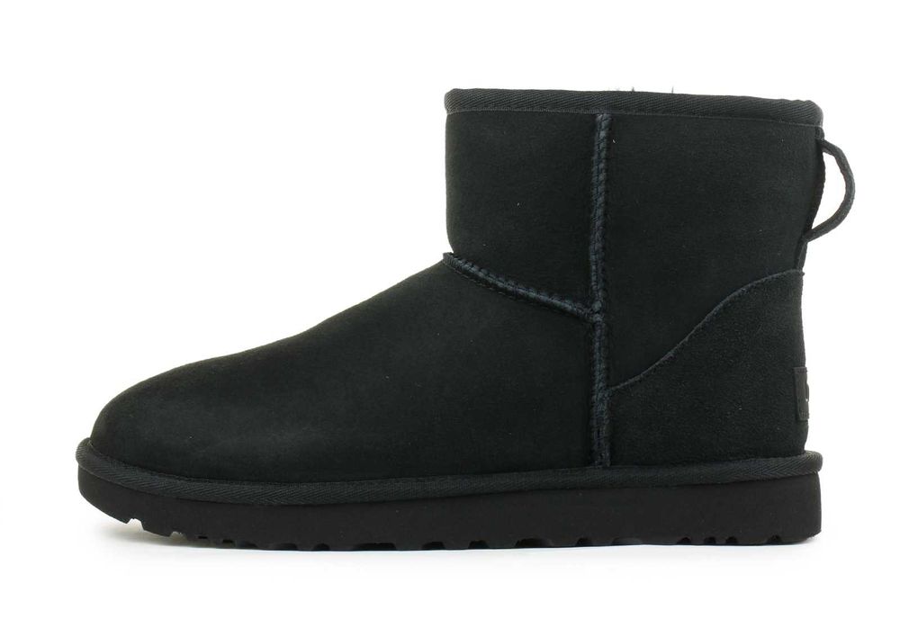 Угги UGG Classic Mini II Boot Black Чорні Оригінал (Розміри)