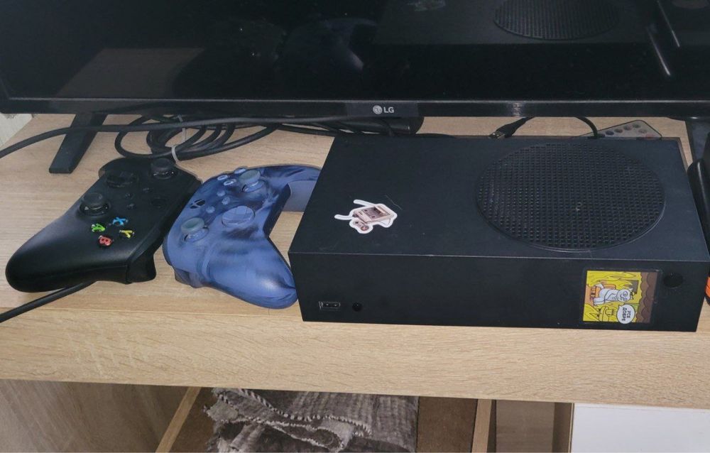 Продам Xbox series s