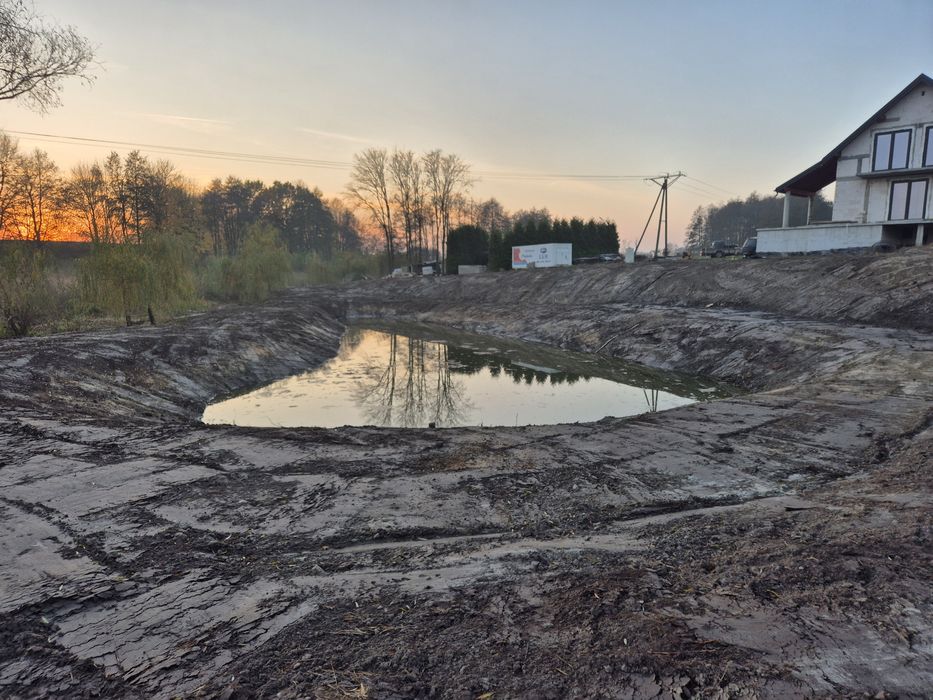Koparka Usługi Long długie ramię 22 metry Kopanie stawów odmulanie